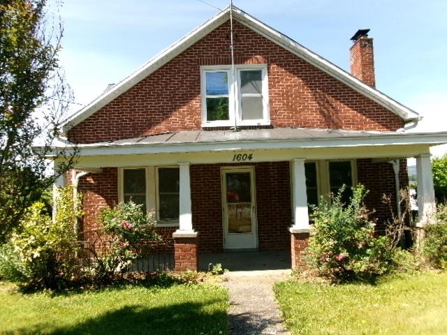 1604 PARKERSBURG TPKE, SWOOPE, Virginia 24479, 2 Bedrooms Bedrooms, ,1 BathroomBathrooms,Residential,1604 PARKERSBURG TPKE,679057 MLS # 679057 1604 PARKERSBURG TPKE, SWOOPE, Virginia 24479, 2 Bedrooms Bedrooms, ,1 BathroomBathrooms,Residential,1604 PARKERSBURG TPKE,679057 MLS # 679057