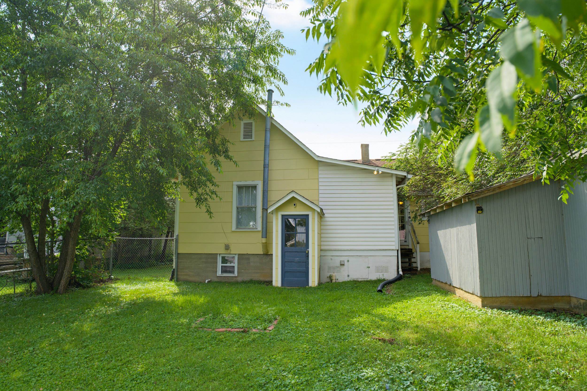 551 HIGHLAND AVE, WAYNESBORO, Virginia 22980, 2 Bedrooms Bedrooms, ,2 BathroomsBathrooms,Residential,551 HIGHLAND AVE,679068 MLS # 679068 551 HIGHLAND AVE, WAYNESBORO, Virginia 22980, 2 Bedrooms Bedrooms, ,2 BathroomsBathrooms,Residential,551 HIGHLAND AVE,679068 MLS # 679068