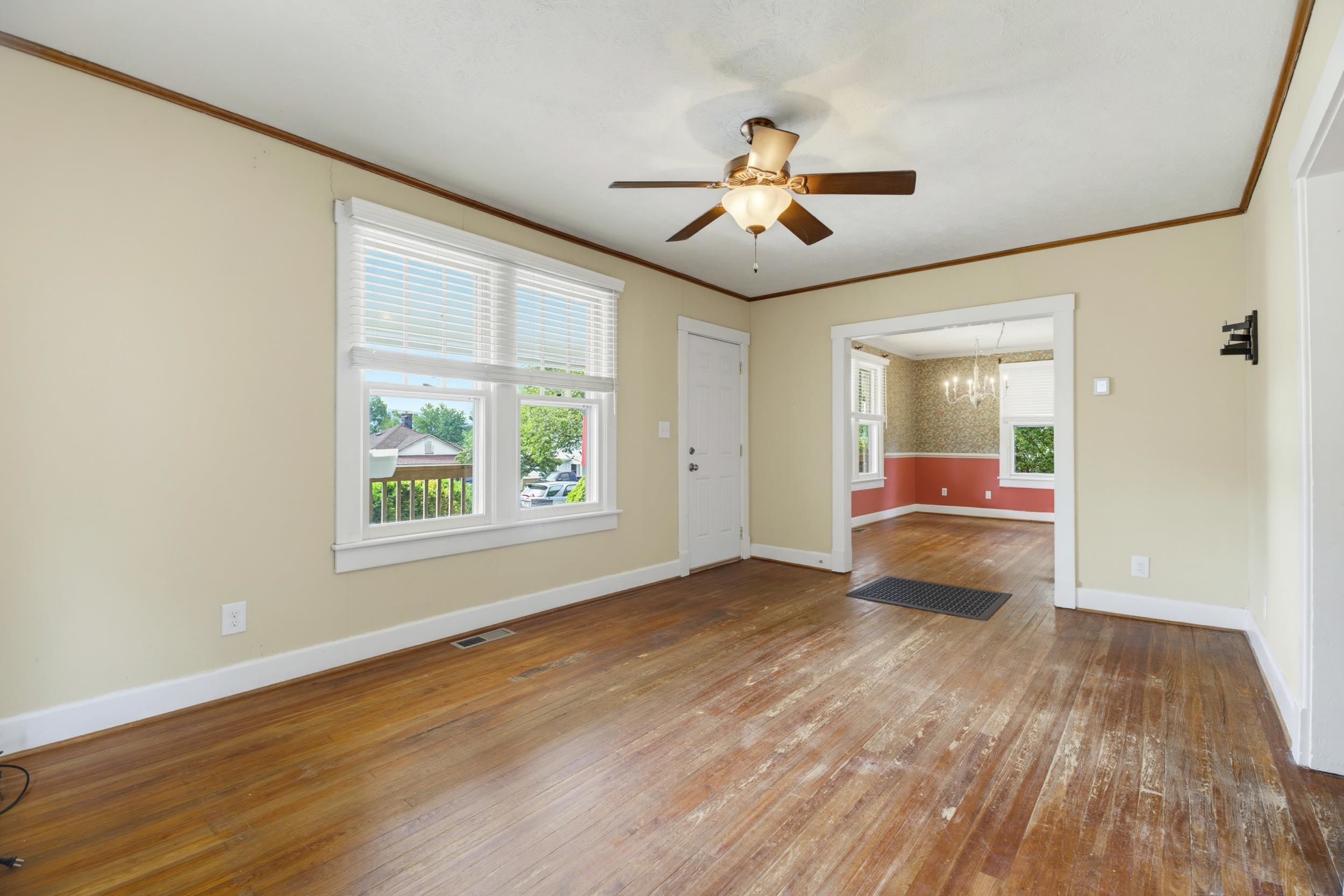 551 HIGHLAND AVE, WAYNESBORO, Virginia 22980, 2 Bedrooms Bedrooms, ,2 BathroomsBathrooms,Residential,551 HIGHLAND AVE,679068 MLS # 679068 551 HIGHLAND AVE, WAYNESBORO, Virginia 22980, 2 Bedrooms Bedrooms, ,2 BathroomsBathrooms,Residential,551 HIGHLAND AVE,679068 MLS # 679068