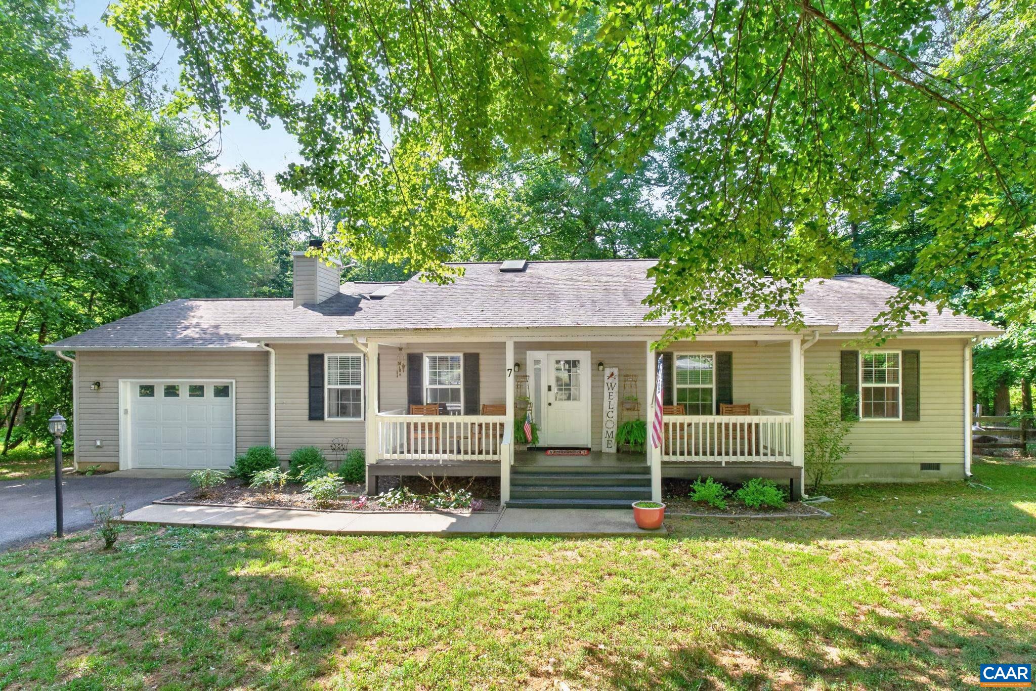 7 RIVERWOOD CT, PALMYRA, Virginia 22963, 3 Bedrooms Bedrooms, ,2 BathroomsBathrooms,Residential,7 RIVERWOOD CT,679526 MLS # 679526 7 RIVERWOOD CT, PALMYRA, Virginia 22963, 3 Bedrooms Bedrooms, ,2 BathroomsBathrooms,Residential,7 RIVERWOOD CT,679526 MLS # 679526