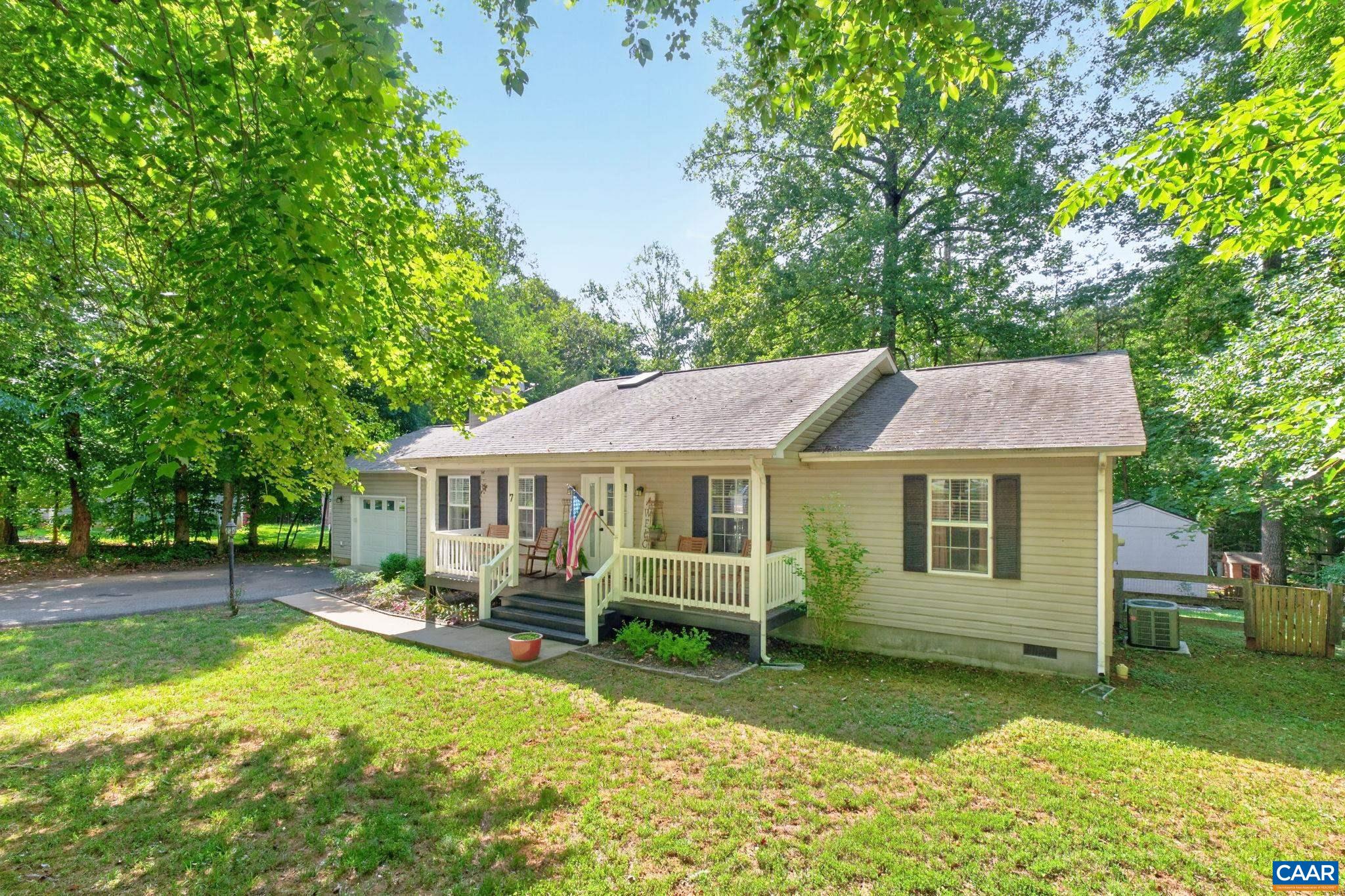 7 RIVERWOOD CT, PALMYRA, Virginia 22963, 3 Bedrooms Bedrooms, ,2 BathroomsBathrooms,Residential,7 RIVERWOOD CT,679526 MLS # 679526 7 RIVERWOOD CT, PALMYRA, Virginia 22963, 3 Bedrooms Bedrooms, ,2 BathroomsBathrooms,Residential,7 RIVERWOOD CT,679526 MLS # 679526