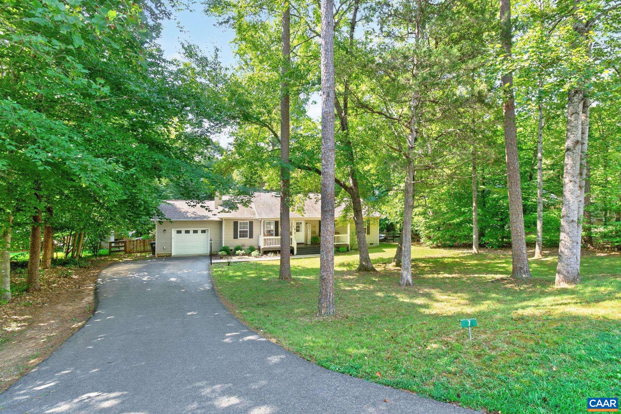 7 RIVERWOOD CT, PALMYRA, Virginia 22963, 3 Bedrooms Bedrooms, ,2 BathroomsBathrooms,Residential,7 RIVERWOOD CT,679526 MLS # 679526 7 RIVERWOOD CT, PALMYRA, Virginia 22963, 3 Bedrooms Bedrooms, ,2 BathroomsBathrooms,Residential,7 RIVERWOOD CT,679526 MLS # 679526