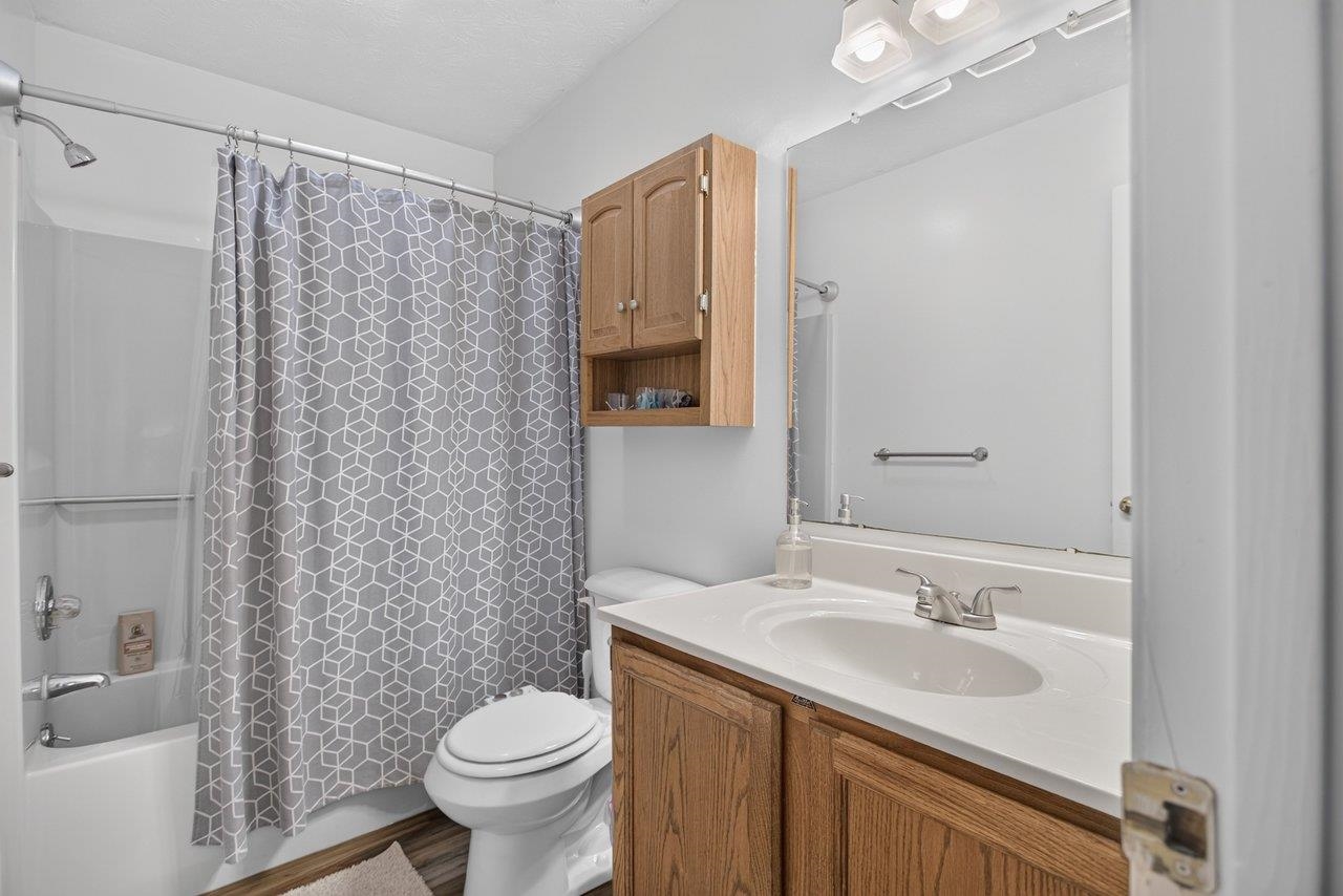 503 E RIVERSIDE DR, BRIDGEWATER, Virginia 22812, 3 Bedrooms Bedrooms, ,2 BathroomsBathrooms,Residential,503 E RIVERSIDE DR,679530 MLS # 679530 503 E RIVERSIDE DR, BRIDGEWATER, Virginia 22812, 3 Bedrooms Bedrooms, ,2 BathroomsBathrooms,Residential,503 E RIVERSIDE DR,679530 MLS # 679530