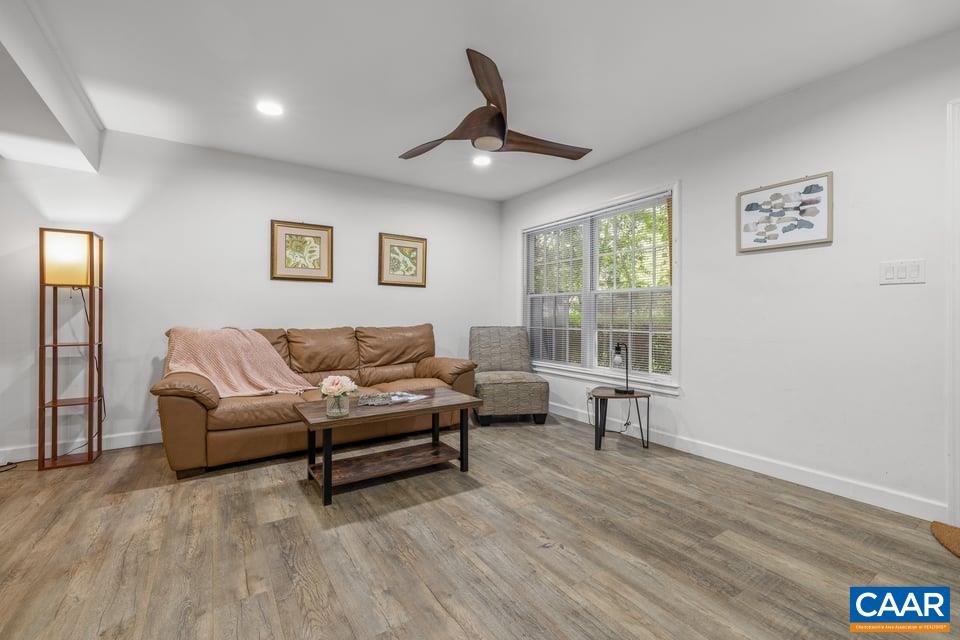 2527 HYDRAULIC RD, CHARLOTTESVILLE, Virginia 22901, 1 Bedroom Bedrooms, ,1 BathroomBathrooms,Residential,2527 HYDRAULIC RD,679531 MLS # 679531 2527 HYDRAULIC RD, CHARLOTTESVILLE, Virginia 22901, 1 Bedroom Bedrooms, ,1 BathroomBathrooms,Residential,2527 HYDRAULIC RD,679531 MLS # 679531