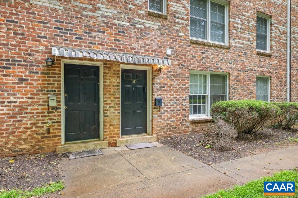 2527 HYDRAULIC RD, CHARLOTTESVILLE, Virginia 22901, 1 Bedroom Bedrooms, ,1 BathroomBathrooms,Residential,2527 HYDRAULIC RD,679531 MLS # 679531 2527 HYDRAULIC RD, CHARLOTTESVILLE, Virginia 22901, 1 Bedroom Bedrooms, ,1 BathroomBathrooms,Residential,2527 HYDRAULIC RD,679531 MLS # 679531