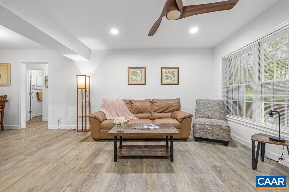 2527 HYDRAULIC RD, CHARLOTTESVILLE, Virginia 22901, 1 Bedroom Bedrooms, ,1 BathroomBathrooms,Residential,2527 HYDRAULIC RD,679531 MLS # 679531 2527 HYDRAULIC RD, CHARLOTTESVILLE, Virginia 22901, 1 Bedroom Bedrooms, ,1 BathroomBathrooms,Residential,2527 HYDRAULIC RD,679531 MLS # 679531