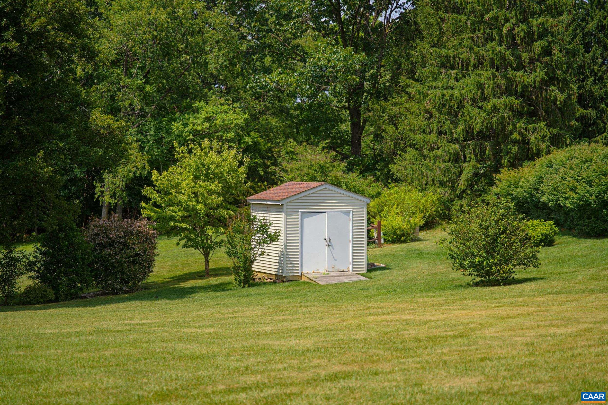 23 CHRISTOPHER CT, WAYNESBORO, Virginia 22980, 3 Bedrooms Bedrooms, ,2 BathroomsBathrooms,Residential,23 CHRISTOPHER CT,679532 MLS # 679532 23 CHRISTOPHER CT, WAYNESBORO, Virginia 22980, 3 Bedrooms Bedrooms, ,2 BathroomsBathrooms,Residential,23 CHRISTOPHER CT,679532 MLS # 679532