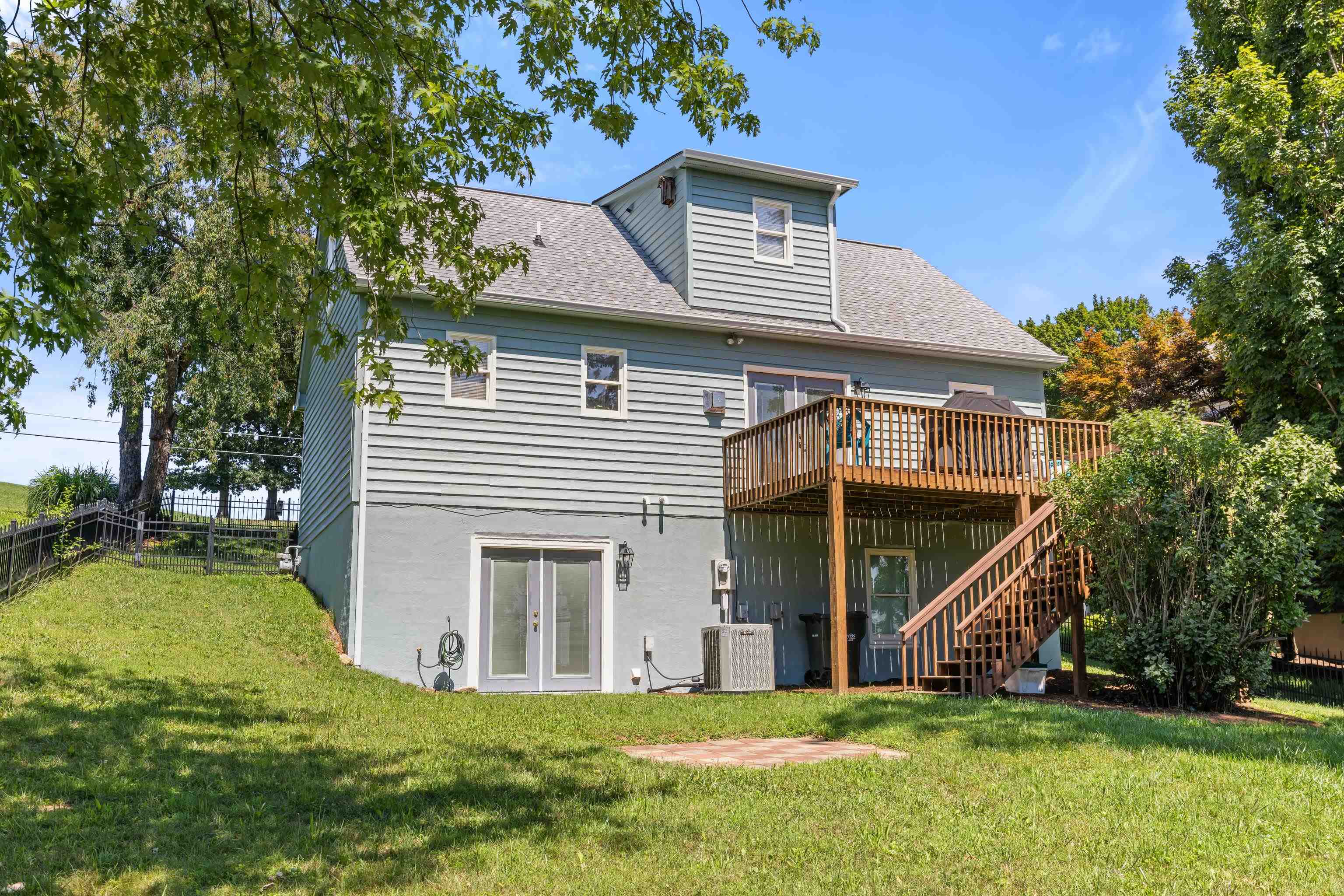 625 ESSEX DR, STAUNTON, Virginia 24401, 3 Bedrooms Bedrooms, ,2 BathroomsBathrooms,Residential,625 ESSEX DR,679533 MLS # 679533 625 ESSEX DR, STAUNTON, Virginia 24401, 3 Bedrooms Bedrooms, ,2 BathroomsBathrooms,Residential,625 ESSEX DR,679533 MLS # 679533