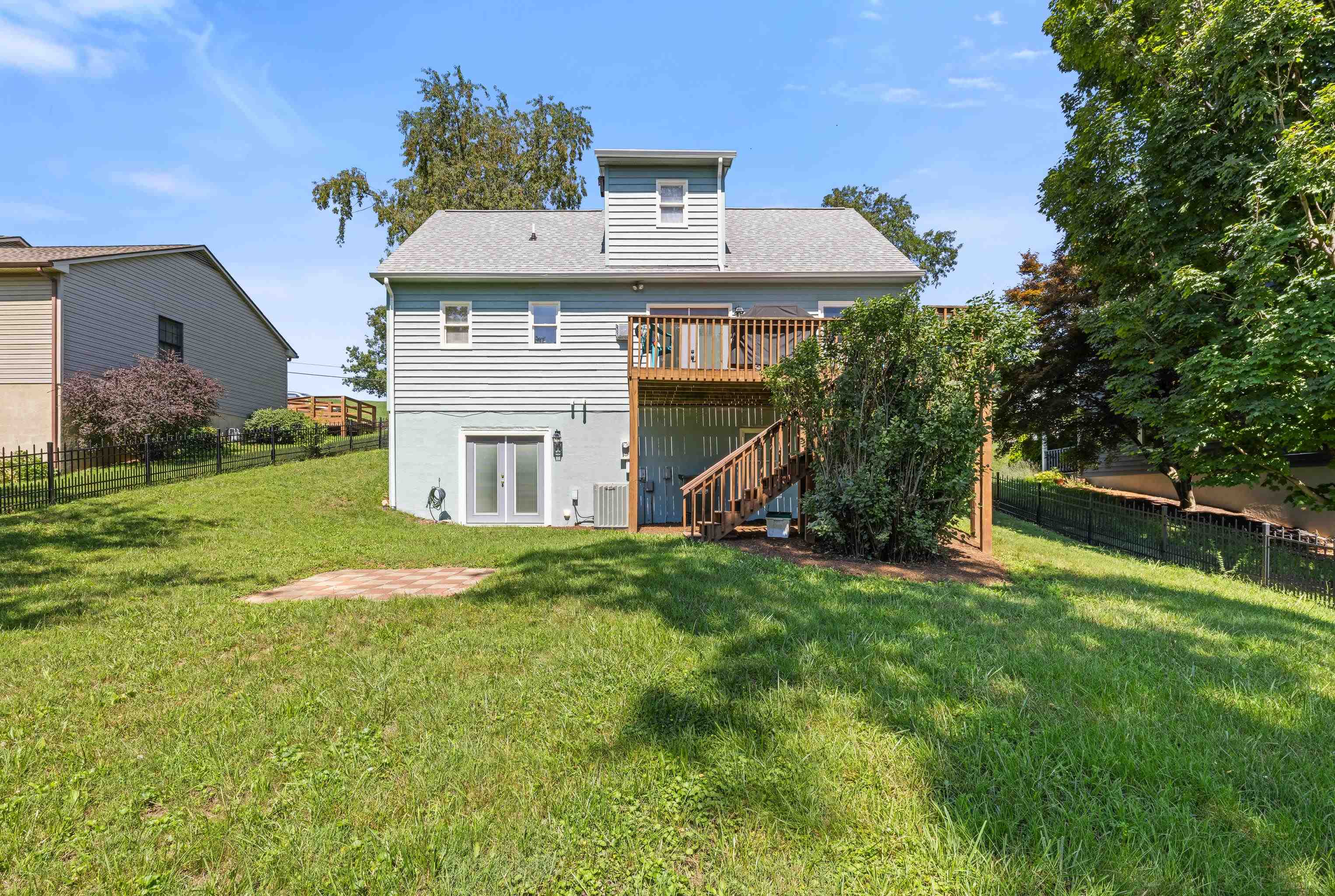 625 ESSEX DR, STAUNTON, Virginia 24401, 3 Bedrooms Bedrooms, ,2 BathroomsBathrooms,Residential,625 ESSEX DR,679533 MLS # 679533 625 ESSEX DR, STAUNTON, Virginia 24401, 3 Bedrooms Bedrooms, ,2 BathroomsBathrooms,Residential,625 ESSEX DR,679533 MLS # 679533