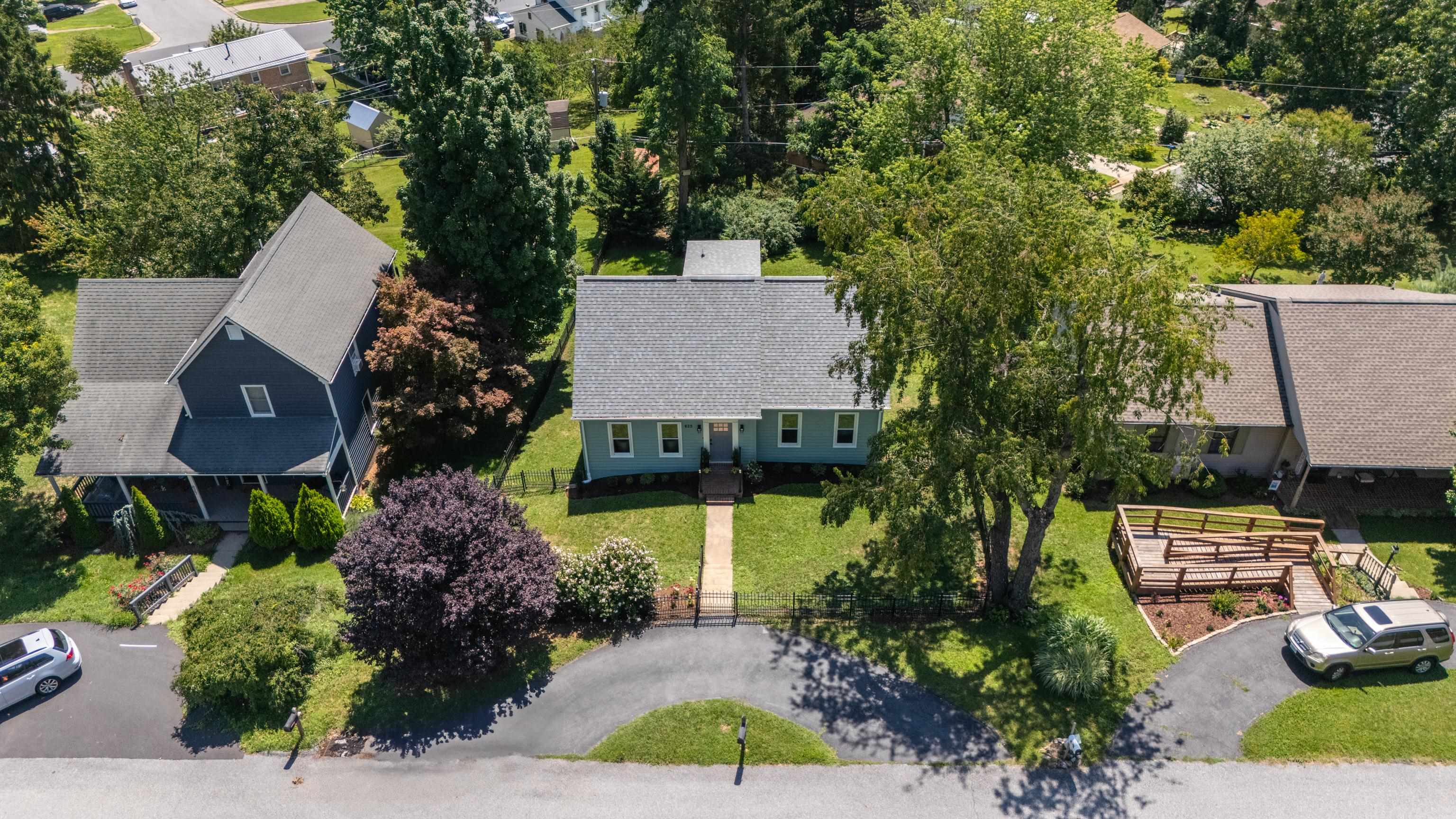 625 ESSEX DR, STAUNTON, Virginia 24401, 3 Bedrooms Bedrooms, ,2 BathroomsBathrooms,Residential,625 ESSEX DR,679533 MLS # 679533 625 ESSEX DR, STAUNTON, Virginia 24401, 3 Bedrooms Bedrooms, ,2 BathroomsBathrooms,Residential,625 ESSEX DR,679533 MLS # 679533