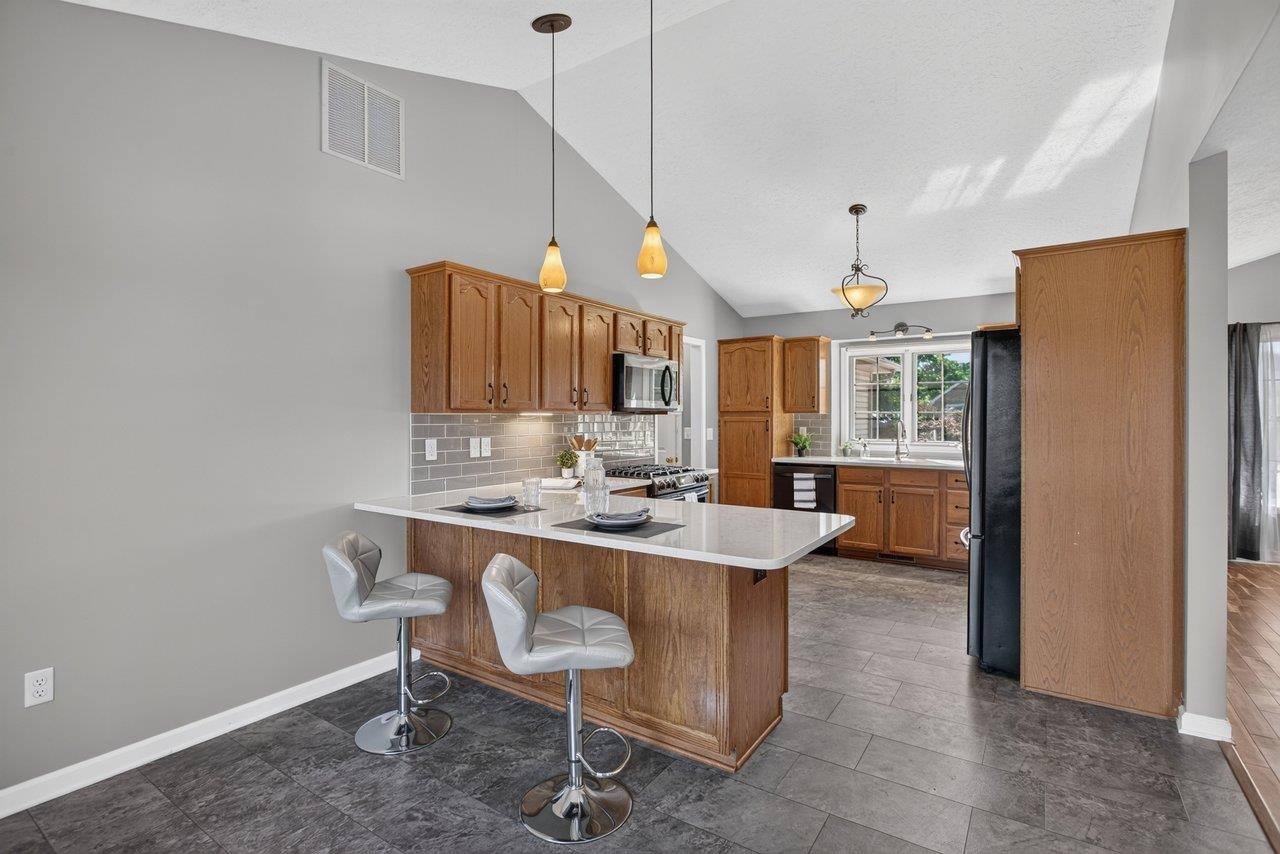 225 WALNUT DR, BROADWAY, Virginia 22815, 4 Bedrooms Bedrooms, ,3 BathroomsBathrooms,Residential,225 WALNUT DR,679534 MLS # 679534