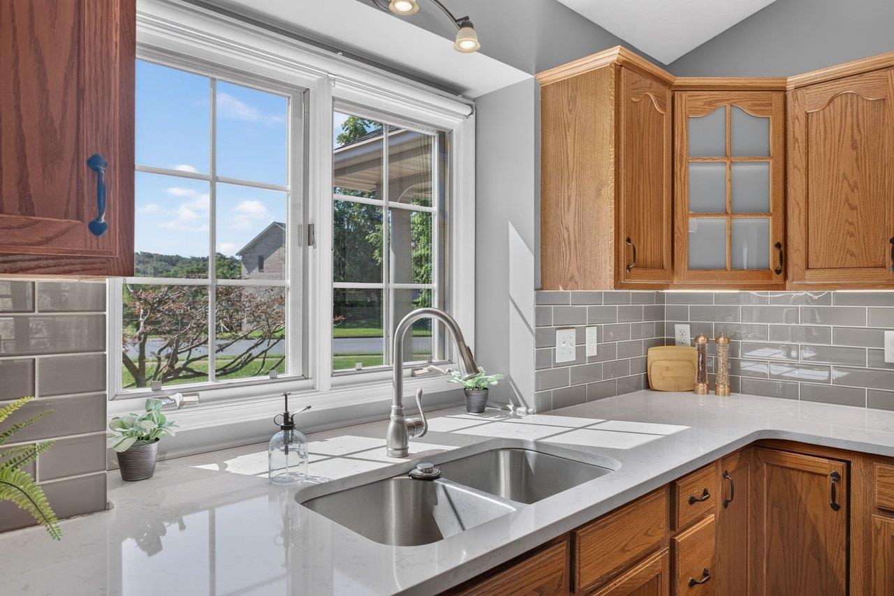 225 WALNUT DR, BROADWAY, Virginia 22815, 4 Bedrooms Bedrooms, ,3 BathroomsBathrooms,Residential,225 WALNUT DR,679534 MLS # 679534