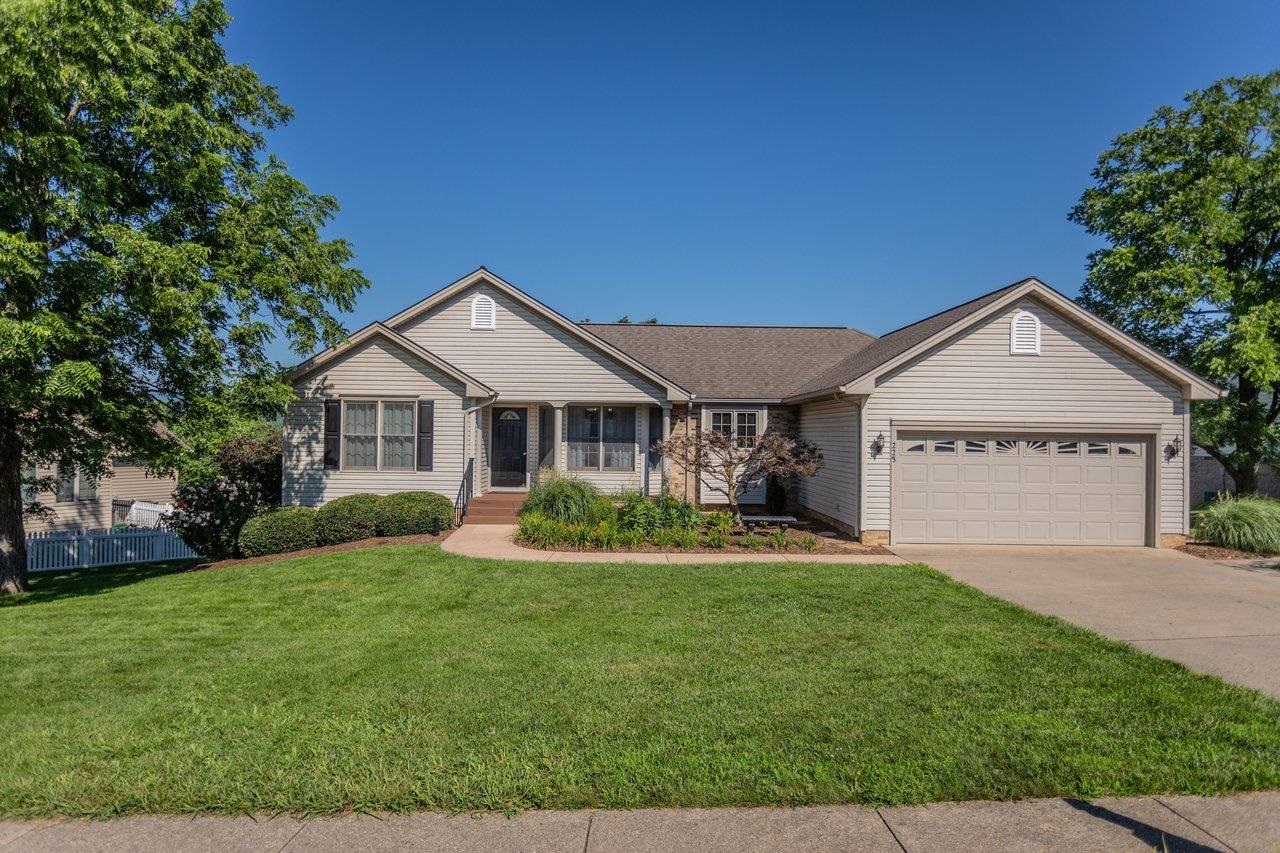 225 WALNUT DR, BROADWAY, Virginia 22815, 4 Bedrooms Bedrooms, ,3 BathroomsBathrooms,Residential,225 WALNUT DR,679534 MLS # 679534