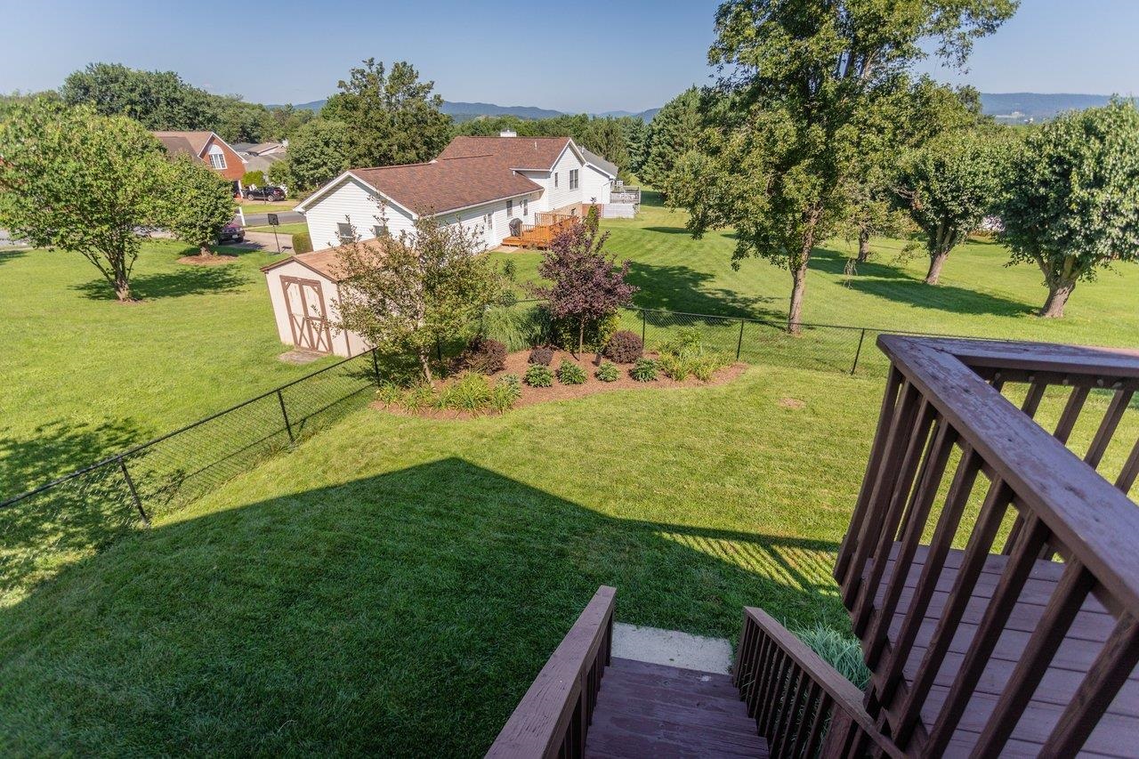 225 WALNUT DR, BROADWAY, Virginia 22815, 4 Bedrooms Bedrooms, ,3 BathroomsBathrooms,Residential,225 WALNUT DR,679534 MLS # 679534