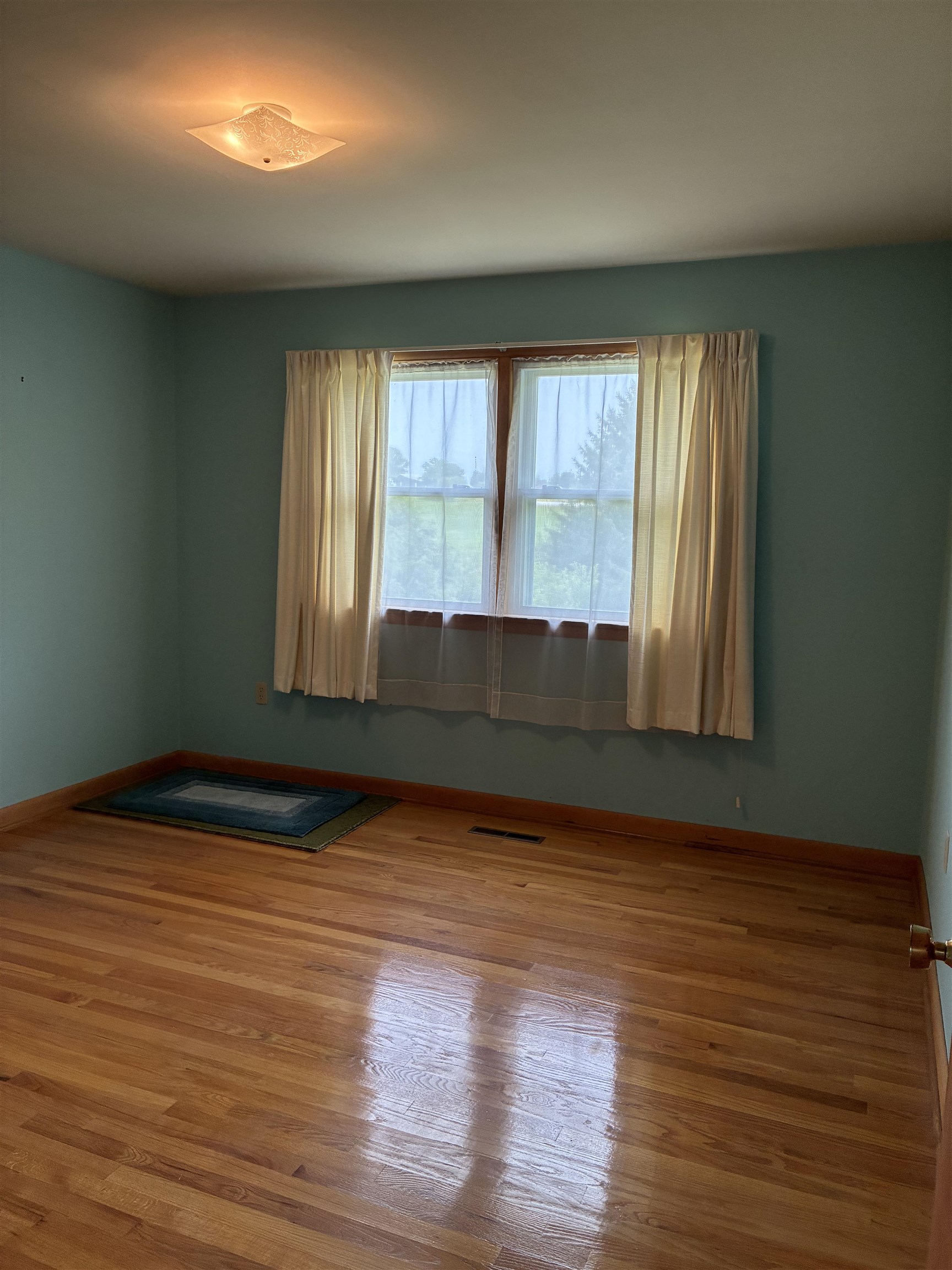 9449 PORT REPUBLIC RD, PORT REPUBLIC, Virginia 24471, 3 Bedrooms Bedrooms, ,1 BathroomBathrooms,Residential,9449 PORT REPUBLIC RD,679540 MLS # 679540 9449 PORT REPUBLIC RD, PORT REPUBLIC, Virginia 24471, 3 Bedrooms Bedrooms, ,1 BathroomBathrooms,Residential,9449 PORT REPUBLIC RD,679540 MLS # 679540