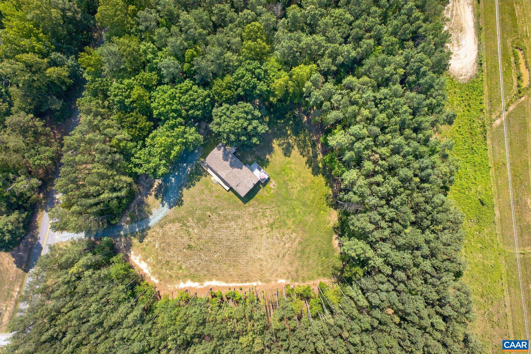 5362 ROLLING RD, SCOTTSVILLE, Virginia 24590, 3 Bedrooms Bedrooms, ,2 BathroomsBathrooms,Residential,5362 ROLLING RD,679547 MLS # 679547 5362 ROLLING RD, SCOTTSVILLE, Virginia 24590, 3 Bedrooms Bedrooms, ,2 BathroomsBathrooms,Residential,5362 ROLLING RD,679547 MLS # 679547