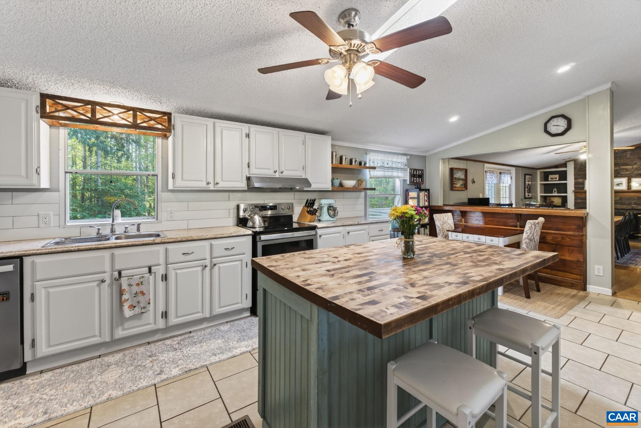 5362 ROLLING RD, SCOTTSVILLE, Virginia 24590, 3 Bedrooms Bedrooms, ,2 BathroomsBathrooms,Residential,5362 ROLLING RD,679547 MLS # 679547 5362 ROLLING RD, SCOTTSVILLE, Virginia 24590, 3 Bedrooms Bedrooms, ,2 BathroomsBathrooms,Residential,5362 ROLLING RD,679547 MLS # 679547
