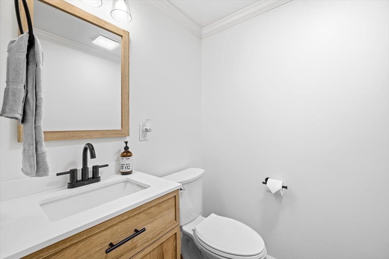 1060 GLENWOOD BLVD, WAYNESBORO, Virginia 22980, 4 Bedrooms Bedrooms, ,2 BathroomsBathrooms,Residential,1060 GLENWOOD BLVD,679552 MLS # 679552 1060 GLENWOOD BLVD, WAYNESBORO, Virginia 22980, 4 Bedrooms Bedrooms, ,2 BathroomsBathrooms,Residential,1060 GLENWOOD BLVD,679552 MLS # 679552