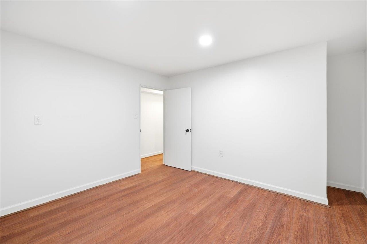 1060 GLENWOOD BLVD, WAYNESBORO, Virginia 22980, 4 Bedrooms Bedrooms, ,2 BathroomsBathrooms,Residential,1060 GLENWOOD BLVD,679552 MLS # 679552 1060 GLENWOOD BLVD, WAYNESBORO, Virginia 22980, 4 Bedrooms Bedrooms, ,2 BathroomsBathrooms,Residential,1060 GLENWOOD BLVD,679552 MLS # 679552