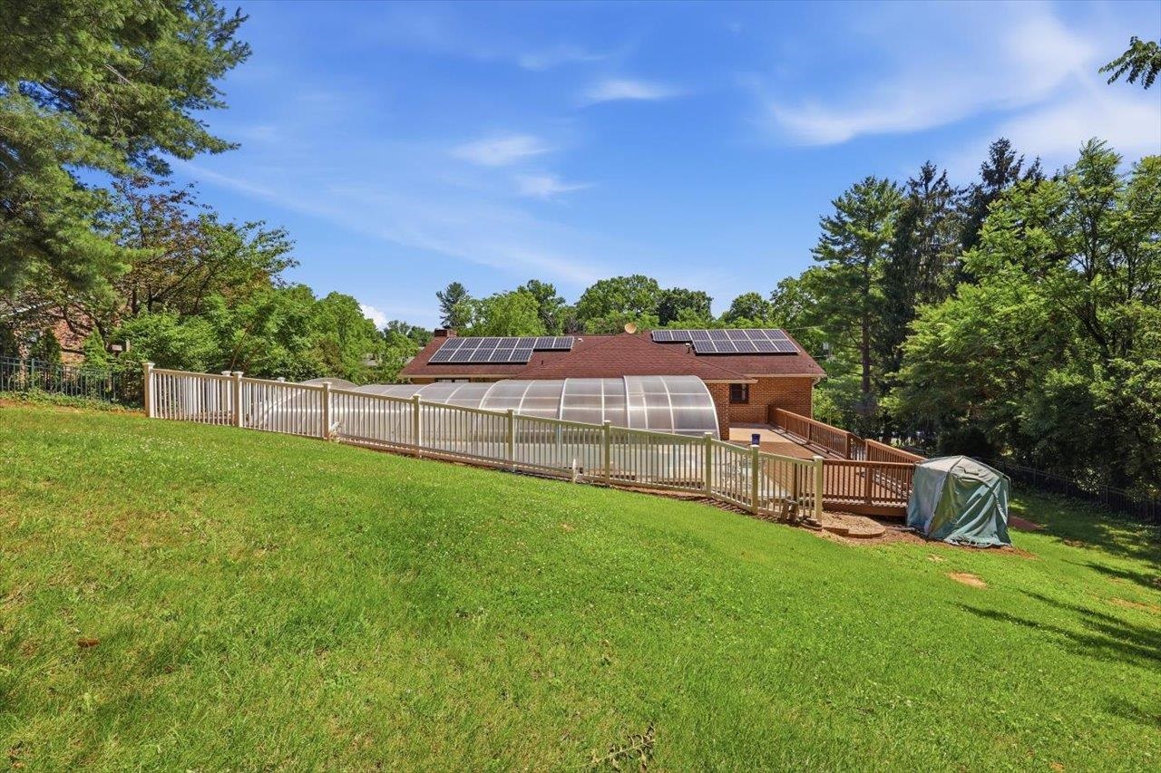 1060 GLENWOOD BLVD, WAYNESBORO, Virginia 22980, 4 Bedrooms Bedrooms, ,2 BathroomsBathrooms,Residential,1060 GLENWOOD BLVD,679552 MLS # 679552 1060 GLENWOOD BLVD, WAYNESBORO, Virginia 22980, 4 Bedrooms Bedrooms, ,2 BathroomsBathrooms,Residential,1060 GLENWOOD BLVD,679552 MLS # 679552