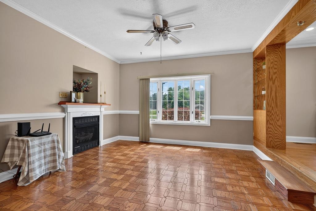 7 FEATHERSTONE DR, LYNDHURST, Virginia 22952, 4 Bedrooms Bedrooms, ,2 BathroomsBathrooms,Residential,7 FEATHERSTONE DR,679558 MLS # 679558 7 FEATHERSTONE DR, LYNDHURST, Virginia 22952, 4 Bedrooms Bedrooms, ,2 BathroomsBathrooms,Residential,7 FEATHERSTONE DR,679558 MLS # 679558