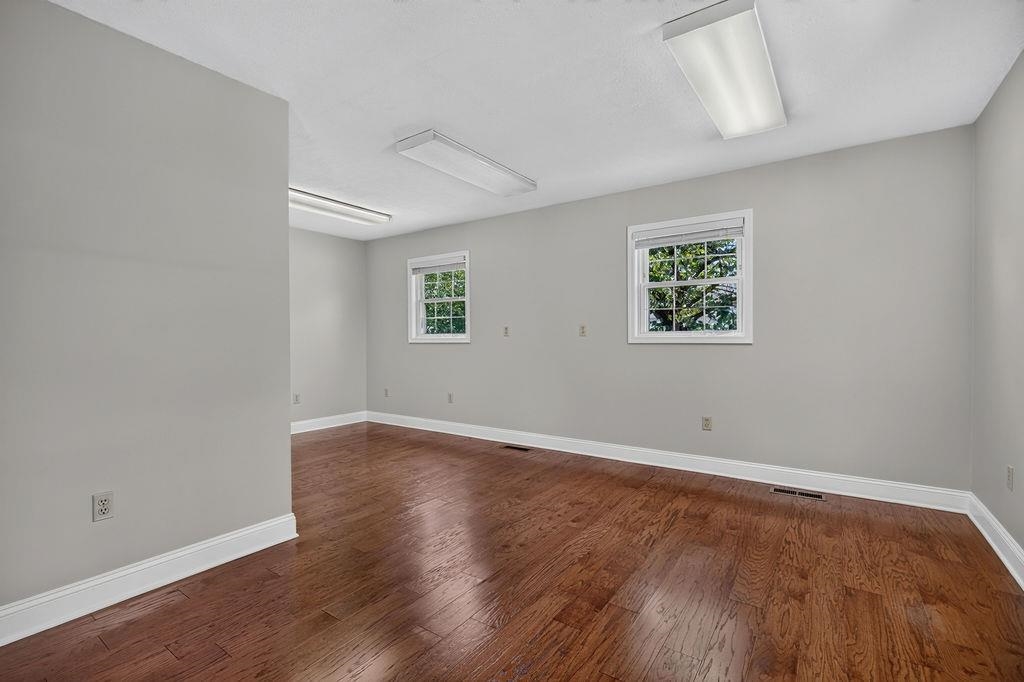 7 FEATHERSTONE DR, LYNDHURST, Virginia 22952, 4 Bedrooms Bedrooms, ,2 BathroomsBathrooms,Residential,7 FEATHERSTONE DR,679558 MLS # 679558 7 FEATHERSTONE DR, LYNDHURST, Virginia 22952, 4 Bedrooms Bedrooms, ,2 BathroomsBathrooms,Residential,7 FEATHERSTONE DR,679558 MLS # 679558