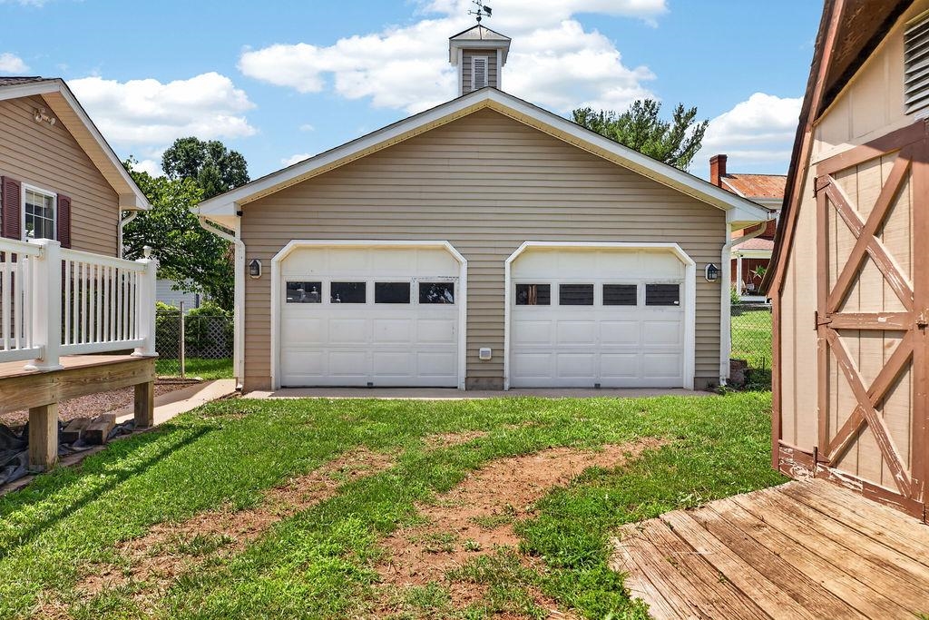 7 FEATHERSTONE DR, LYNDHURST, Virginia 22952, 4 Bedrooms Bedrooms, ,2 BathroomsBathrooms,Residential,7 FEATHERSTONE DR,679558 MLS # 679558 7 FEATHERSTONE DR, LYNDHURST, Virginia 22952, 4 Bedrooms Bedrooms, ,2 BathroomsBathrooms,Residential,7 FEATHERSTONE DR,679558 MLS # 679558
