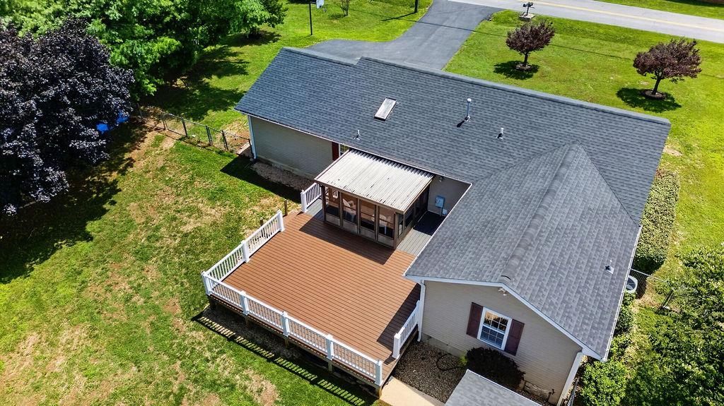 7 FEATHERSTONE DR, LYNDHURST, Virginia 22952, 4 Bedrooms Bedrooms, ,2 BathroomsBathrooms,Residential,7 FEATHERSTONE DR,679558 MLS # 679558 7 FEATHERSTONE DR, LYNDHURST, Virginia 22952, 4 Bedrooms Bedrooms, ,2 BathroomsBathrooms,Residential,7 FEATHERSTONE DR,679558 MLS # 679558