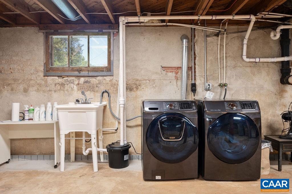 1419 CHESAPEAKE ST, CHARLOTTESVILLE, Virginia 22902, 2 Bedrooms Bedrooms, ,1 BathroomBathrooms,Residential,1419 CHESAPEAKE ST,679298 MLS # 679298 1419 CHESAPEAKE ST, CHARLOTTESVILLE, Virginia 22902, 2 Bedrooms Bedrooms, ,1 BathroomBathrooms,Residential,1419 CHESAPEAKE ST,679298 MLS # 679298