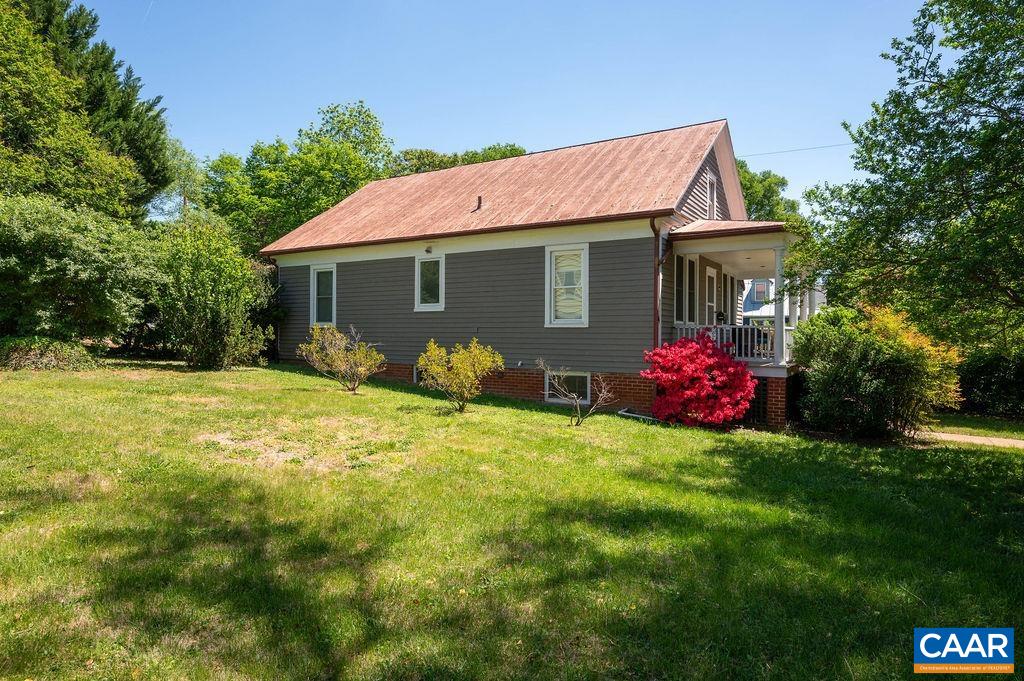 1419 CHESAPEAKE ST, CHARLOTTESVILLE, Virginia 22902, 2 Bedrooms Bedrooms, ,1 BathroomBathrooms,Residential,1419 CHESAPEAKE ST,679298 MLS # 679298 1419 CHESAPEAKE ST, CHARLOTTESVILLE, Virginia 22902, 2 Bedrooms Bedrooms, ,1 BathroomBathrooms,Residential,1419 CHESAPEAKE ST,679298 MLS # 679298