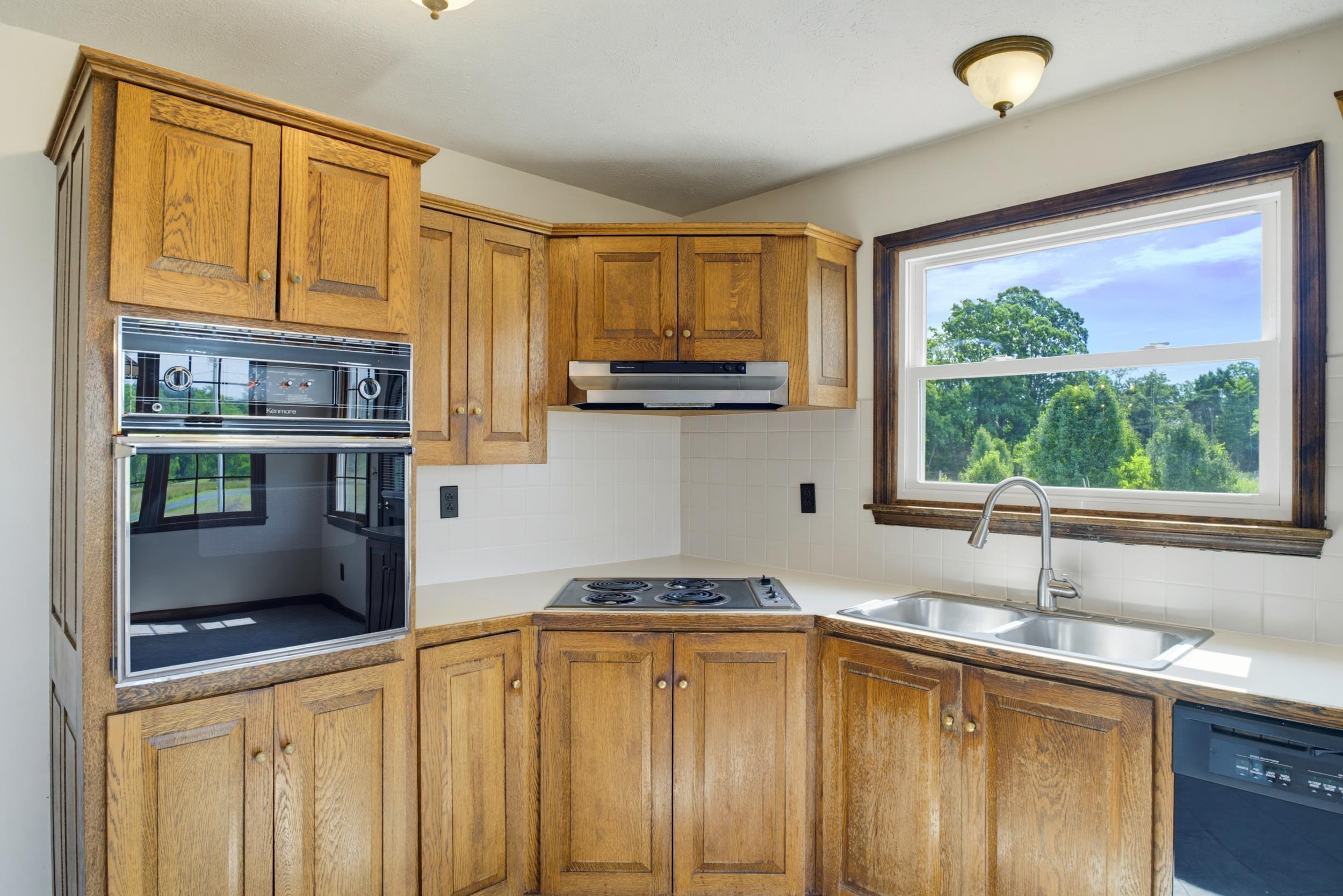 2117 BARTERBROOK RD, STAUNTON, Virginia 24401, 3 Bedrooms Bedrooms, ,2 BathroomsBathrooms,Residential,2117 BARTERBROOK RD,679469 MLS # 679469 2117 BARTERBROOK RD, STAUNTON, Virginia 24401, 3 Bedrooms Bedrooms, ,2 BathroomsBathrooms,Residential,2117 BARTERBROOK RD,679469 MLS # 679469