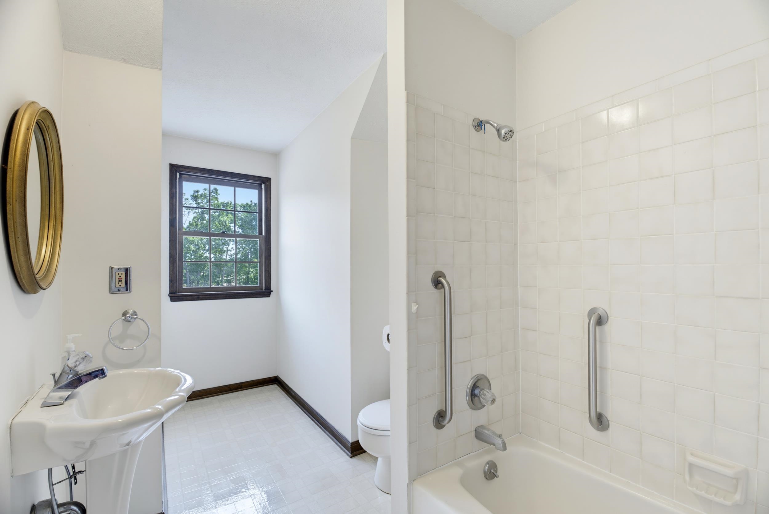 2117 BARTERBROOK RD, STAUNTON, Virginia 24401, 3 Bedrooms Bedrooms, ,2 BathroomsBathrooms,Residential,2117 BARTERBROOK RD,679469 MLS # 679469 2117 BARTERBROOK RD, STAUNTON, Virginia 24401, 3 Bedrooms Bedrooms, ,2 BathroomsBathrooms,Residential,2117 BARTERBROOK RD,679469 MLS # 679469