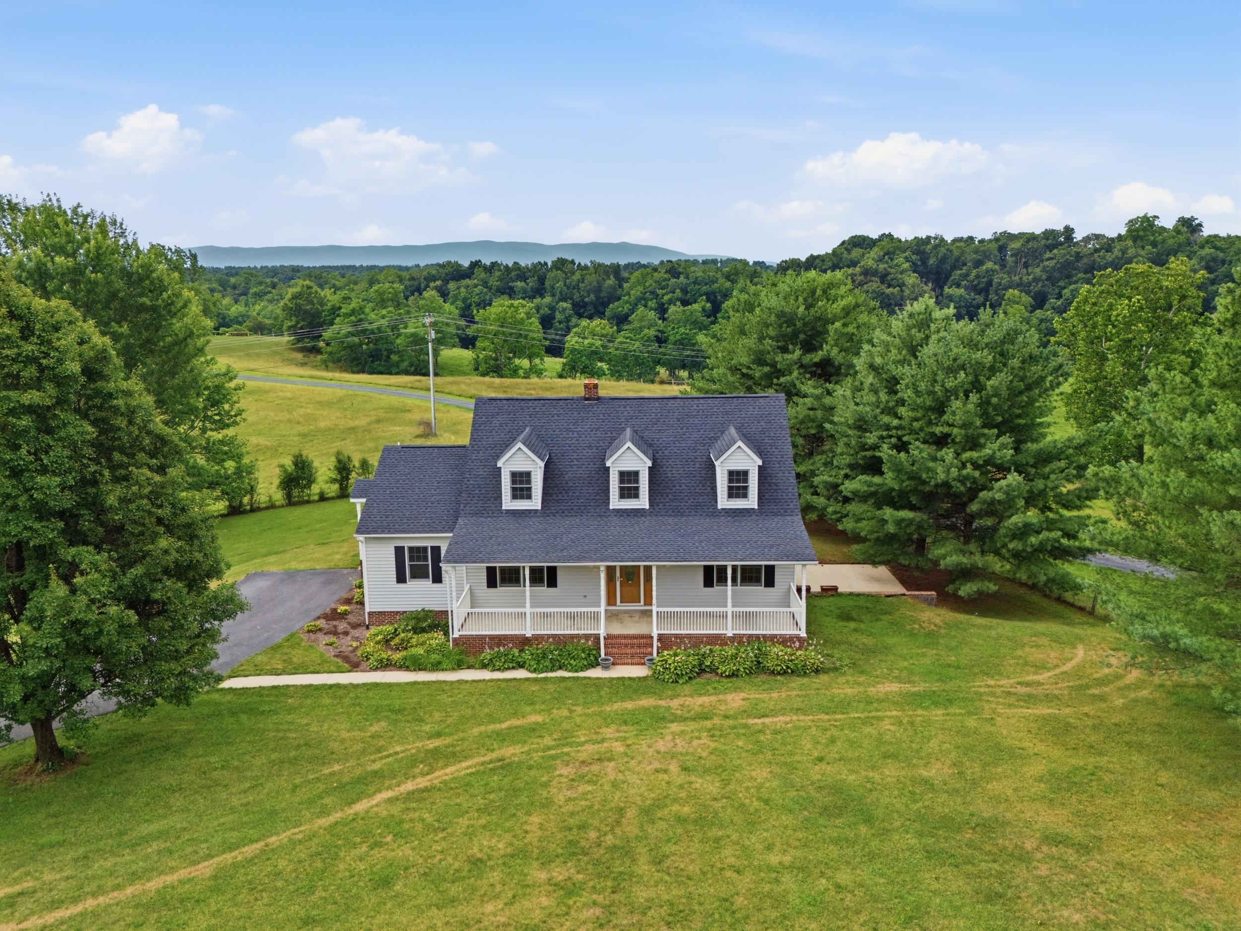 2117 BARTERBROOK RD, STAUNTON, Virginia 24401, 3 Bedrooms Bedrooms, ,2 BathroomsBathrooms,Residential,2117 BARTERBROOK RD,679469 MLS # 679469 2117 BARTERBROOK RD, STAUNTON, Virginia 24401, 3 Bedrooms Bedrooms, ,2 BathroomsBathrooms,Residential,2117 BARTERBROOK RD,679469 MLS # 679469