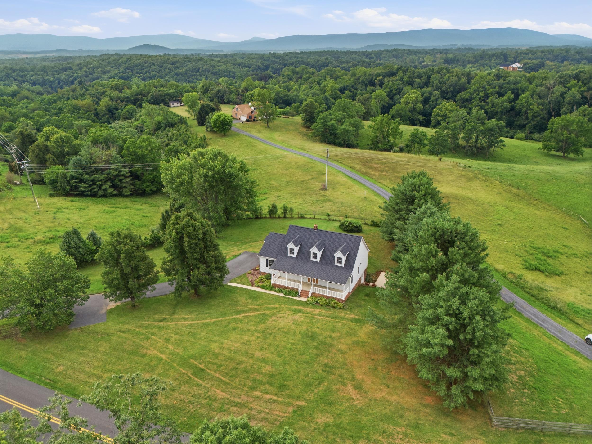 2117 BARTERBROOK RD, STAUNTON, Virginia 24401, 3 Bedrooms Bedrooms, ,2 BathroomsBathrooms,Residential,2117 BARTERBROOK RD,679469 MLS # 679469 2117 BARTERBROOK RD, STAUNTON, Virginia 24401, 3 Bedrooms Bedrooms, ,2 BathroomsBathrooms,Residential,2117 BARTERBROOK RD,679469 MLS # 679469