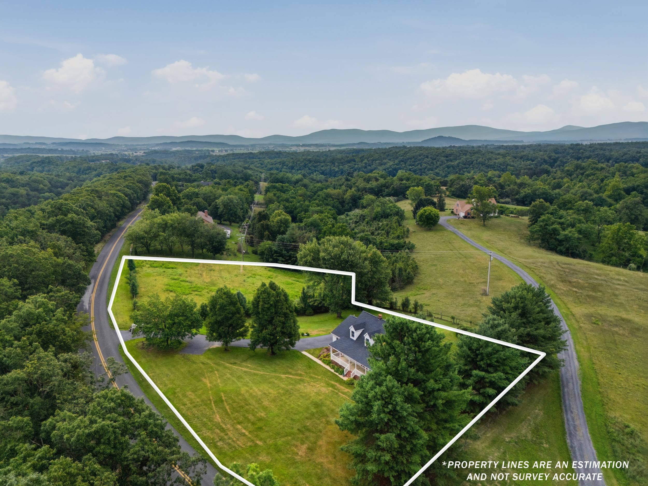 2117 BARTERBROOK RD, STAUNTON, Virginia 24401, 3 Bedrooms Bedrooms, ,2 BathroomsBathrooms,Residential,2117 BARTERBROOK RD,679469 MLS # 679469 2117 BARTERBROOK RD, STAUNTON, Virginia 24401, 3 Bedrooms Bedrooms, ,2 BathroomsBathrooms,Residential,2117 BARTERBROOK RD,679469 MLS # 679469