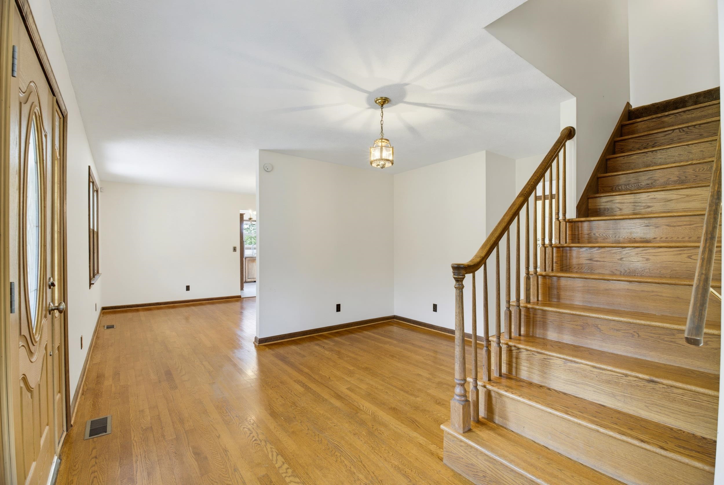2117 BARTERBROOK RD, STAUNTON, Virginia 24401, 3 Bedrooms Bedrooms, ,2 BathroomsBathrooms,Residential,2117 BARTERBROOK RD,679469 MLS # 679469 2117 BARTERBROOK RD, STAUNTON, Virginia 24401, 3 Bedrooms Bedrooms, ,2 BathroomsBathrooms,Residential,2117 BARTERBROOK RD,679469 MLS # 679469