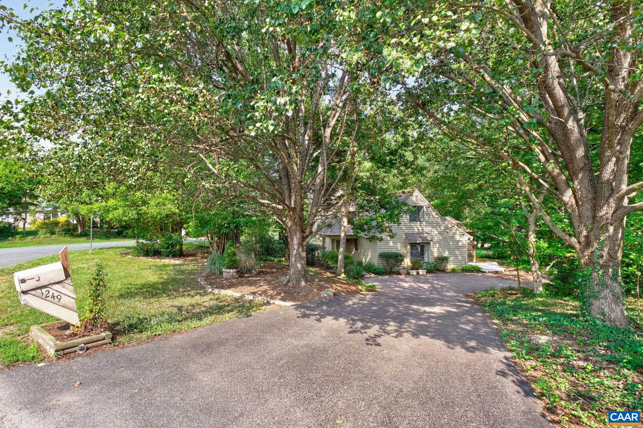 1249 GRISTMILL DR, CHARLOTTESVILLE, Virginia 22902, 4 Bedrooms Bedrooms, ,2 BathroomsBathrooms,Residential,1249 GRISTMILL DR,679546 MLS # 679546 1249 GRISTMILL DR, CHARLOTTESVILLE, Virginia 22902, 4 Bedrooms Bedrooms, ,2 BathroomsBathrooms,Residential,1249 GRISTMILL DR,679546 MLS # 679546