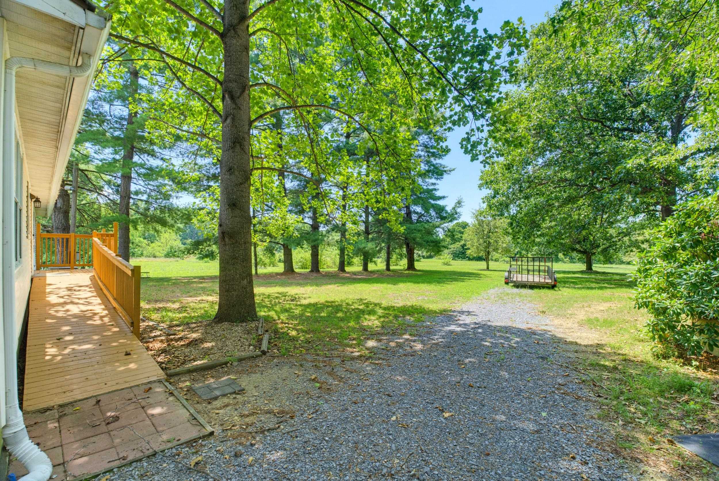 2882 EAST SIDE HWY, CRIMORA, Virginia 24431, 3 Bedrooms Bedrooms, ,2 BathroomsBathrooms,Residential,2882 EAST SIDE HWY,679565 MLS # 679565
