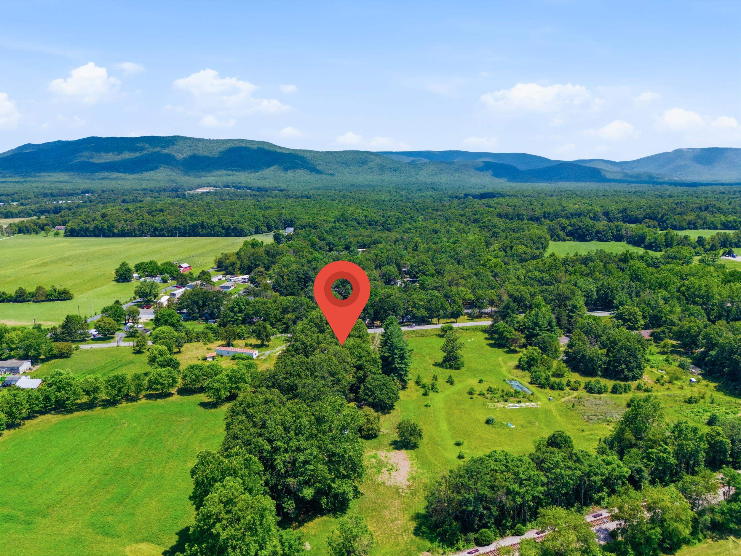 2882 EAST SIDE HWY, CRIMORA, Virginia 24431, 3 Bedrooms Bedrooms, ,2 BathroomsBathrooms,Residential,2882 EAST SIDE HWY,679565 MLS # 679565