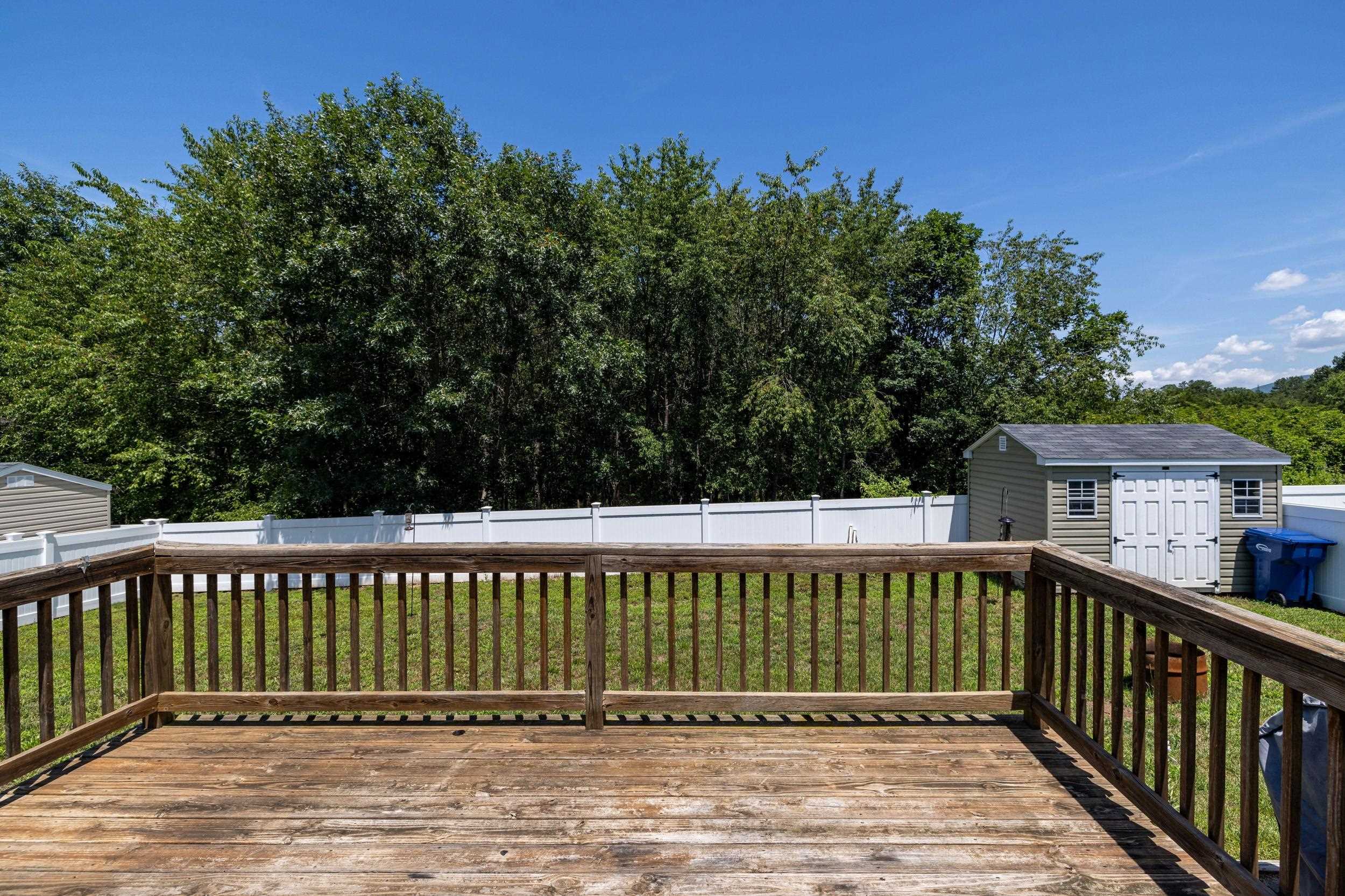 1450 MANDOLIN AVE, GROTTOES, Virginia 24441, 3 Bedrooms Bedrooms, ,2 BathroomsBathrooms,Residential,1450 MANDOLIN AVE,679571 MLS # 679571