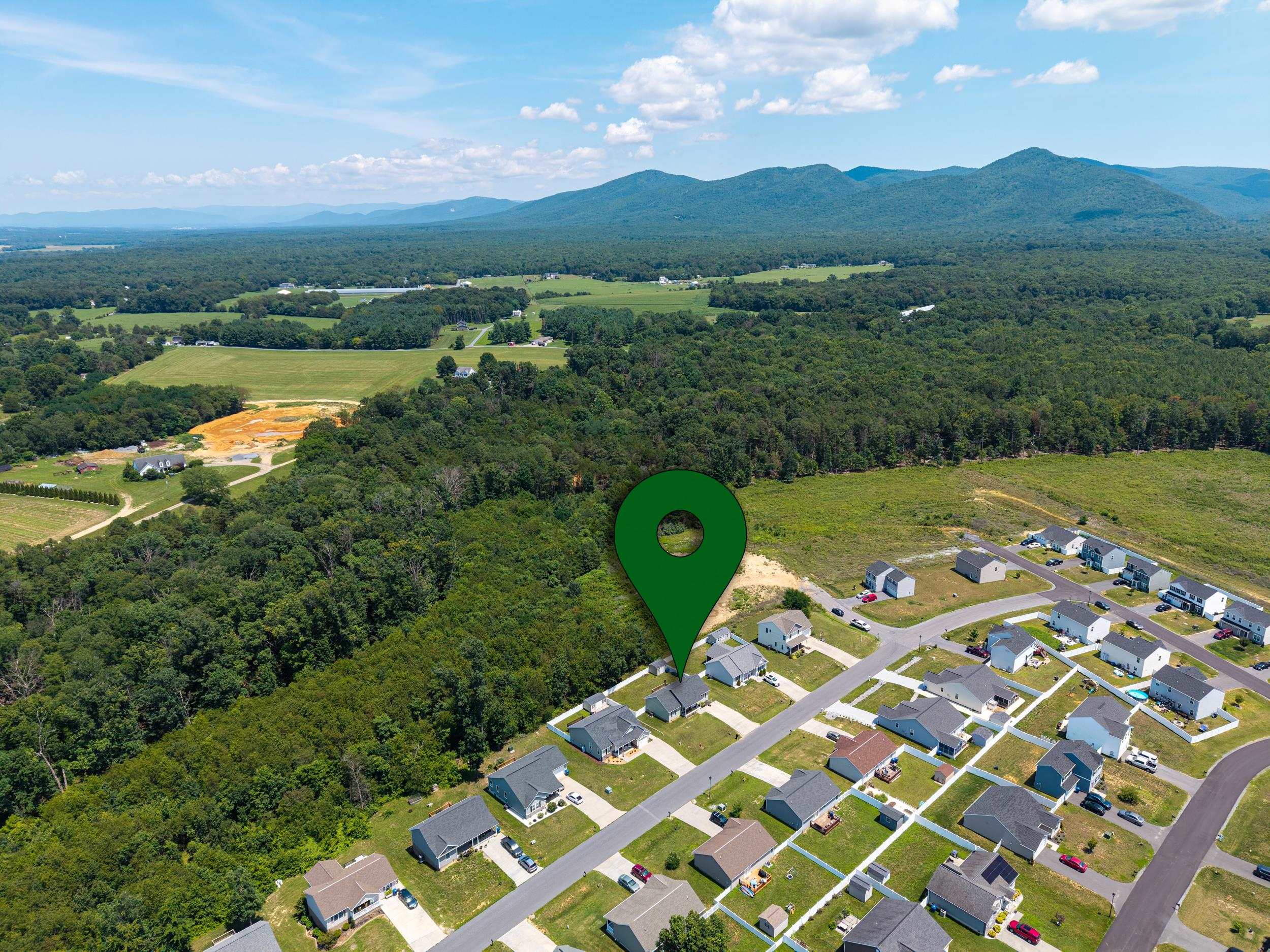 1450 MANDOLIN AVE, GROTTOES, Virginia 24441, 3 Bedrooms Bedrooms, ,2 BathroomsBathrooms,Residential,1450 MANDOLIN AVE,679571 MLS # 679571