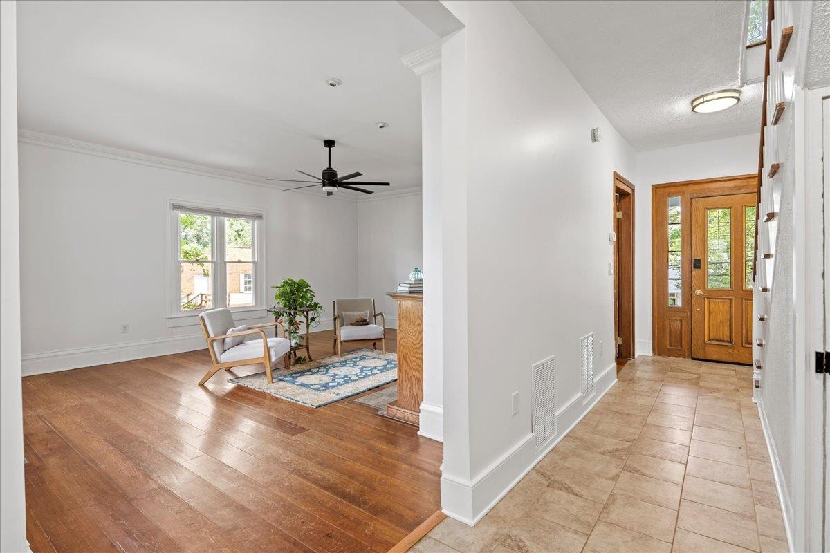 430 BRIDGE ST, STAUNTON, Virginia 24401, 4 Bedrooms Bedrooms, ,2 BathroomsBathrooms,Residential,430 BRIDGE ST,679574 MLS # 679574