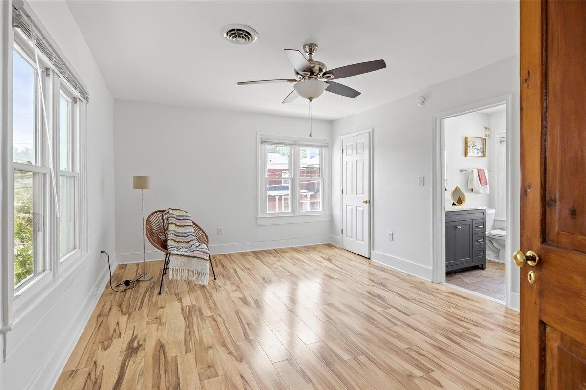 430 BRIDGE ST, STAUNTON, Virginia 24401, 4 Bedrooms Bedrooms, ,2 BathroomsBathrooms,Residential,430 BRIDGE ST,679574 MLS # 679574