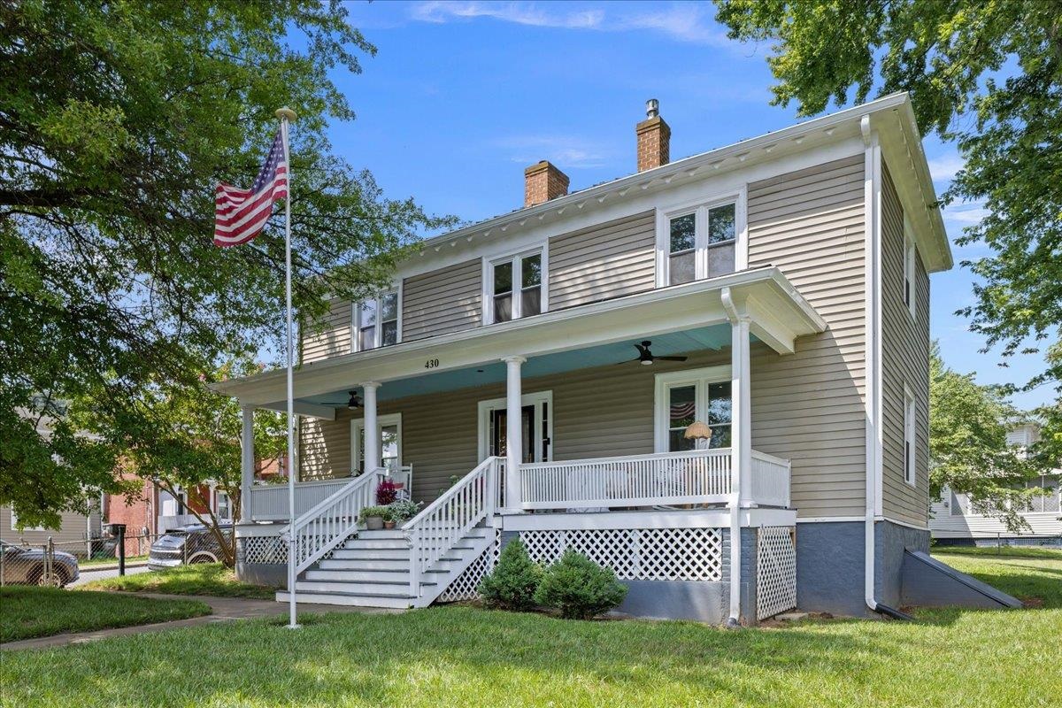 430 BRIDGE ST, STAUNTON, Virginia 24401, 4 Bedrooms Bedrooms, ,2 BathroomsBathrooms,Residential,430 BRIDGE ST,679574 MLS # 679574