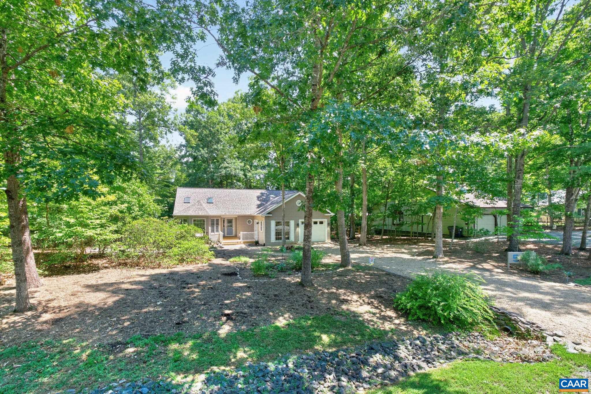 5 BRIARWOOD RD, PALMYRA, Virginia 22963, 3 Bedrooms Bedrooms, ,2 BathroomsBathrooms,Residential,5 BRIARWOOD RD,679579 MLS # 679579
