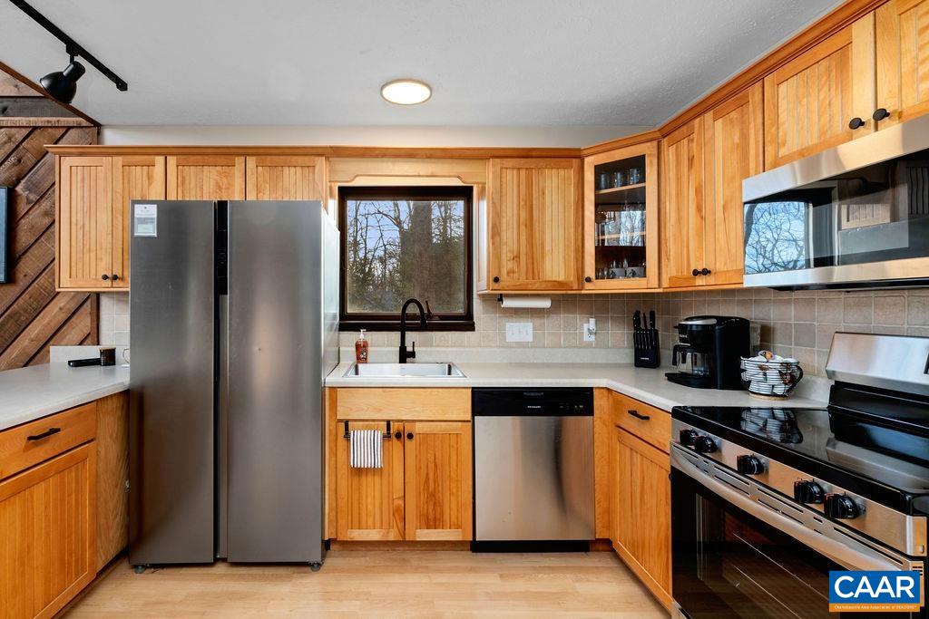 456 BLACK ROCK DR, WINTERGREEN RESORT, Virginia 22967, 6 Bedrooms Bedrooms, ,2 BathroomsBathrooms,Residential,456 BLACK ROCK DR,679580 MLS # 679580 456 BLACK ROCK DR, WINTERGREEN RESORT, Virginia 22967, 6 Bedrooms Bedrooms, ,2 BathroomsBathrooms,Residential,456 BLACK ROCK DR,679580 MLS # 679580