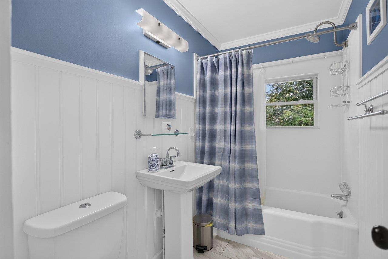 55 LAKE DR, EDINBURG, Virginia 22824, 2 Bedrooms Bedrooms, ,1 BathroomBathrooms,Residential,55 LAKE DR,679587 MLS # 679587 55 LAKE DR, EDINBURG, Virginia 22824, 2 Bedrooms Bedrooms, ,1 BathroomBathrooms,Residential,55 LAKE DR,679587 MLS # 679587