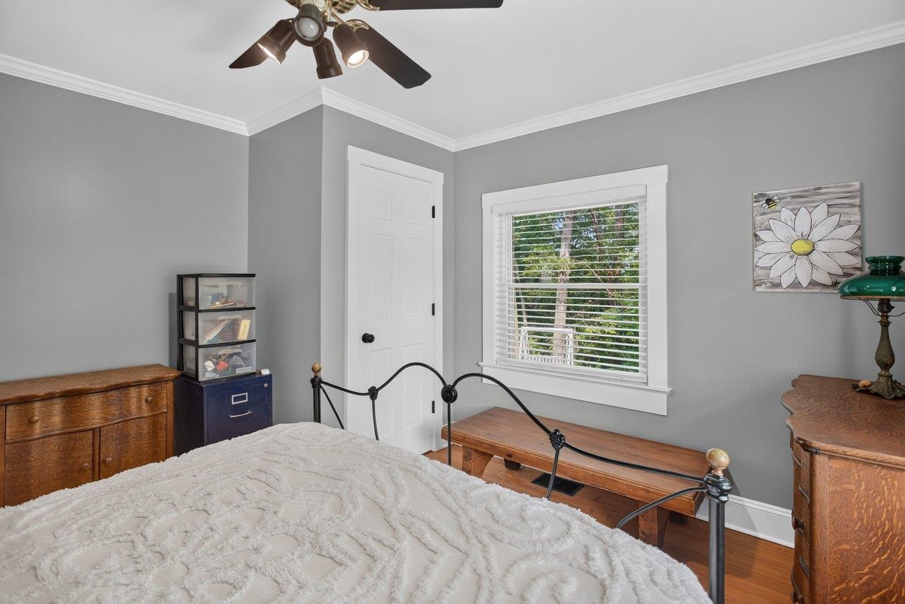 55 LAKE DR, EDINBURG, Virginia 22824, 2 Bedrooms Bedrooms, ,1 BathroomBathrooms,Residential,55 LAKE DR,679587 MLS # 679587 55 LAKE DR, EDINBURG, Virginia 22824, 2 Bedrooms Bedrooms, ,1 BathroomBathrooms,Residential,55 LAKE DR,679587 MLS # 679587