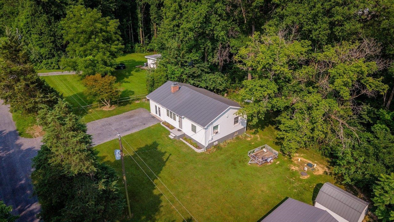 55 LAKE DR, EDINBURG, Virginia 22824, 2 Bedrooms Bedrooms, ,1 BathroomBathrooms,Residential,55 LAKE DR,679587 MLS # 679587 55 LAKE DR, EDINBURG, Virginia 22824, 2 Bedrooms Bedrooms, ,1 BathroomBathrooms,Residential,55 LAKE DR,679587 MLS # 679587
