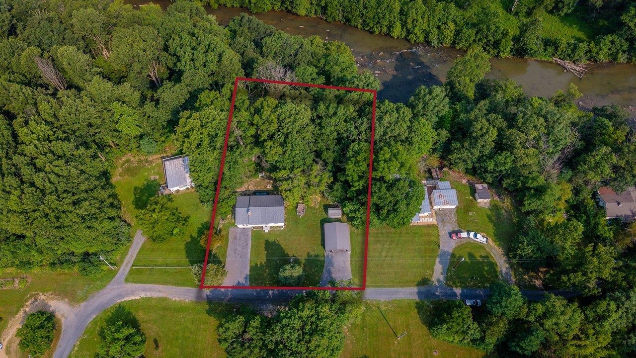 55 LAKE DR, EDINBURG, Virginia 22824, 2 Bedrooms Bedrooms, ,1 BathroomBathrooms,Residential,55 LAKE DR,679587 MLS # 679587 55 LAKE DR, EDINBURG, Virginia 22824, 2 Bedrooms Bedrooms, ,1 BathroomBathrooms,Residential,55 LAKE DR,679587 MLS # 679587